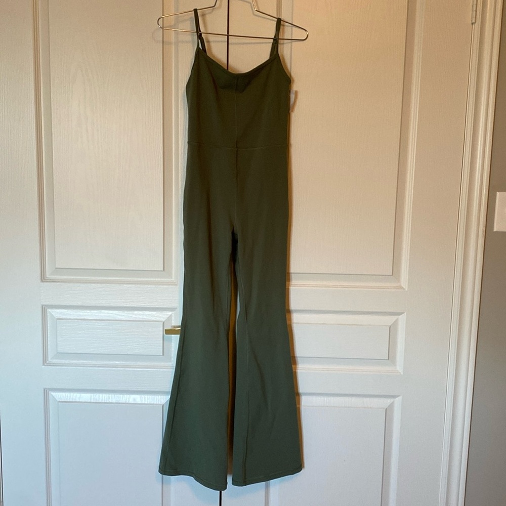 Aritzia Wilfred Free Divinity Jumpsuit Romper Flare Leg